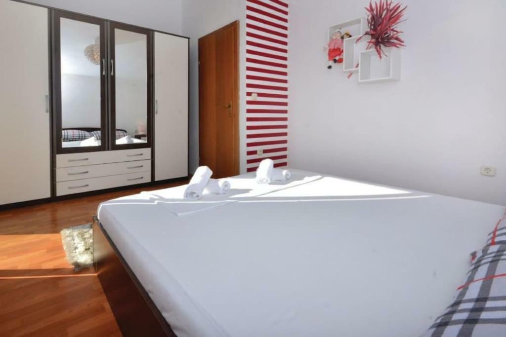 Joeduplex Seeview Podstrana Extérieur photo